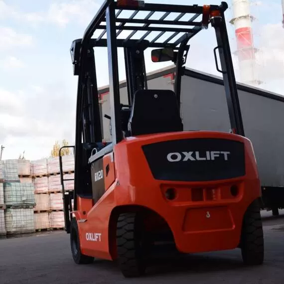 OXLIFT RX 1650 5 М 1600 кг Электрический погрузчик в Санкт-Петербурге купить по выгодной цене 100kwatt.ru