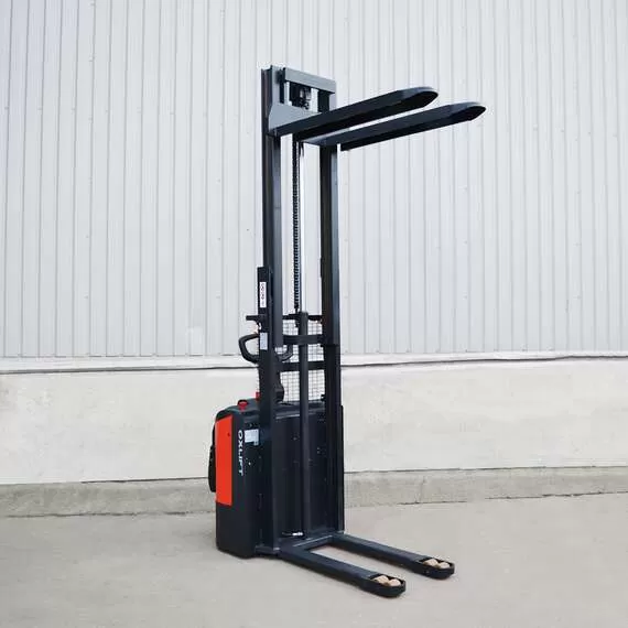 OXLIFT BX 1536E 1500 кг 3600 мм Самоходный штабелер с платформой для оператора в Санкт-Петербурге купить по выгодной цене 100kwatt.ru