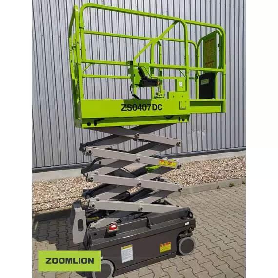 ZOOMLION ZS0407DC 240 кг 4,5 м Подъемник ножничный аккумуляторный в Санкт-Петербурге, Грузоподъемность: 240 кг, Высота подъема, м.: 4.5 м, Тип питания: аккумуляторные (DC), Напряжение: 12 В, Тип батареи: Кислотная, обслуживаемая купить по выгодной цене 100kwatt.ru