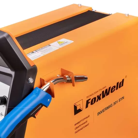 FoxWeld INVERMIG 301 SYN Сварочный полуавтомат в Санкт-Петербурге, Напряжение: 380 В, Максимальный ток сварки/резки: 300 А купить по выгодной цене 100kwatt.ru